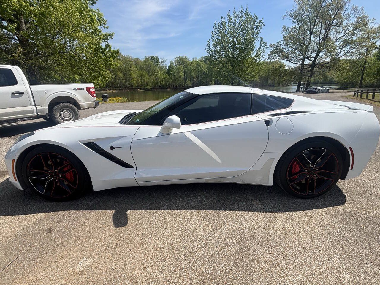 Used 2016 Chevrolet Corvette Stingray Coupe w/ Carbon Flash Badge Package RWD image 7