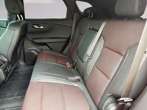 Used 2021 Chevrolet Blazer RS w/ Enhanced Convenience Package image 13