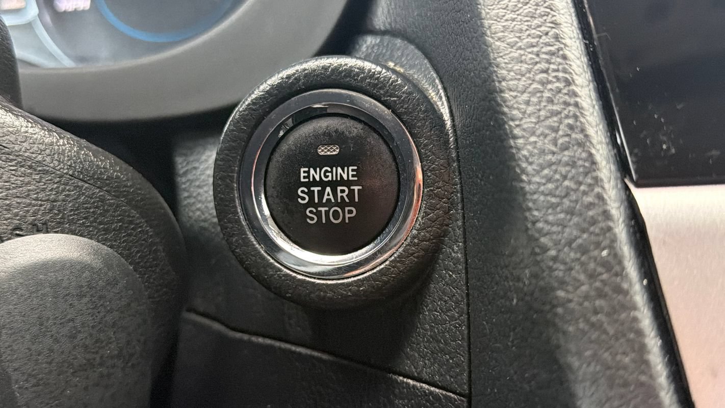 Used 2017 Subaru Forester 2.5i Touring AWD/4WD image 18