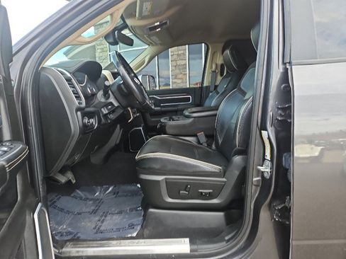 Used 2022 RAM 2500 Laramie image 11