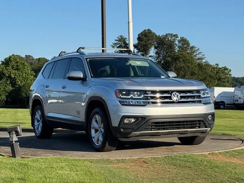 Used 2018 Volkswagen Atlas SE FWD image 1