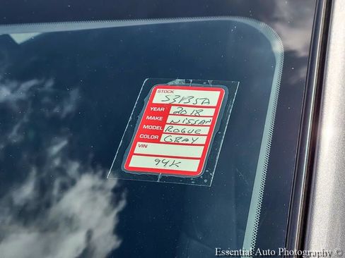 Used 2018 Nissan Rogue SL AWD/4WD image 36
