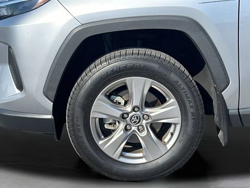 Used 2023 Toyota RAV4 XLE w/ Convenience Package FWD image 10