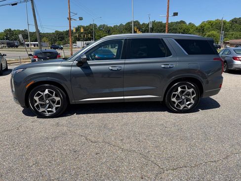 Used 2022 Hyundai Palisade Calligraphy w/ Cargo Package FWD image 18