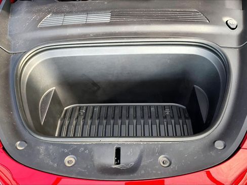 Used 2020 Tesla Model Y Long Range AWD/4WD image 30
