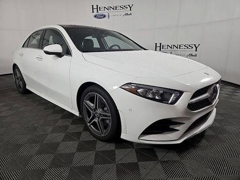Used 2021 Mercedes-Benz A 220 4MATIC image 4