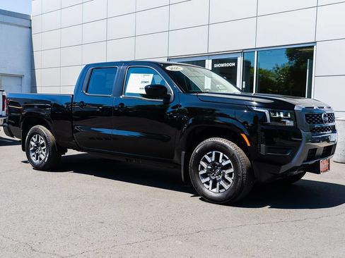 New 2026 Nissan Frontier SV w/ Tow Package AWD/4WD image 1