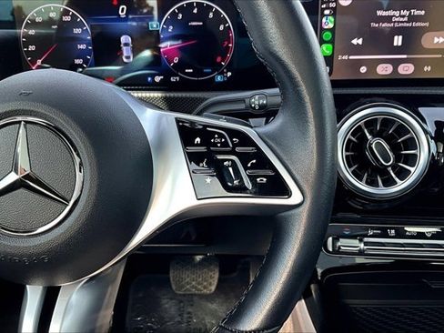 Used 2025 Mercedes-Benz CLA 250 4MATIC image 12