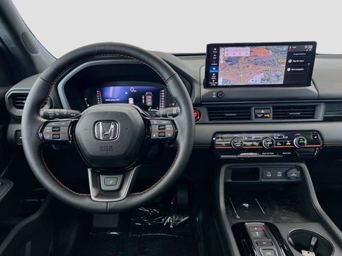 New 2026 Honda Pilot TrailSport image 2