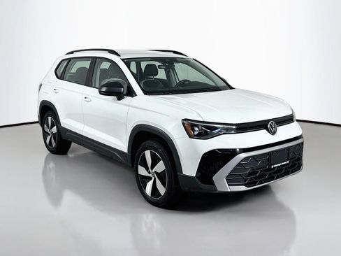 Certified 2025 Volkswagen Taos S AWD/4WD image 7