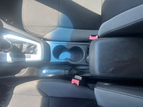 Used 2013 Ford Focus SE FWD image 22