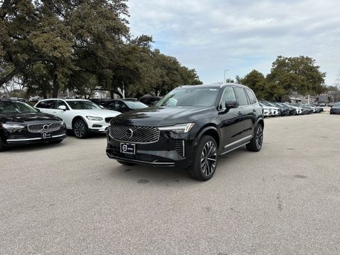 Used 2025 Volvo XC90 T8 Plus w/ Protection Package Premier image 2