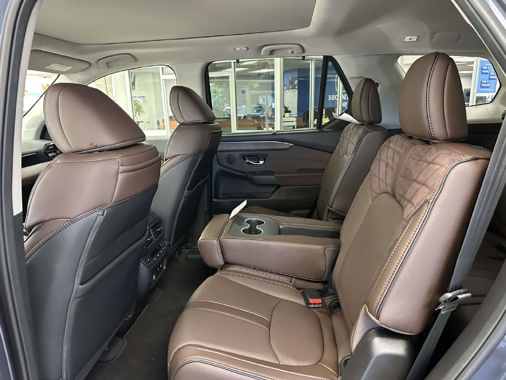 New 2026 Honda Pilot Elite image 10