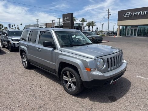 Used 2016 Jeep Patriot High Altitude FWD image 3