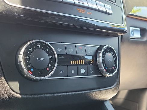 Used 2019 Mercedes-Benz GLS 450 4MATIC image 30