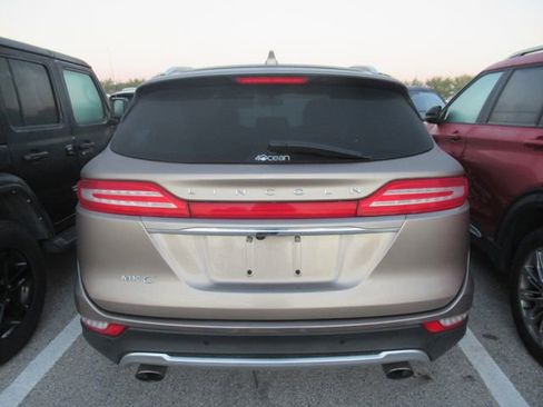 Used 2019 Lincoln MKC Reserve image 4