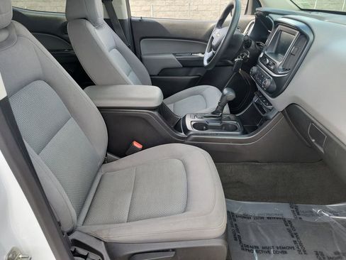 Used 2018 Chevrolet Colorado W/T w/ Custom Special Edition image 18