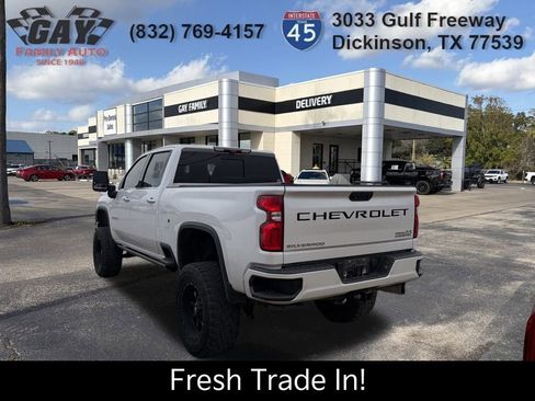 Used 2021 Chevrolet Silverado 2500 High Country w/ Technology Package image 5