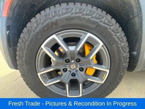 Used 2023 Rivian R1T Adventure AWD/4WD image 9