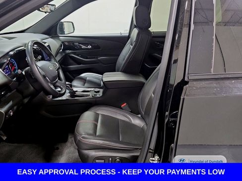 Used 2023 Chevrolet Traverse RS image 16