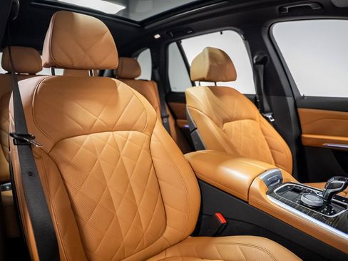 Used 2023 BMW X5 M50i w/ Executive Package image 33