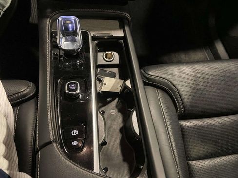 Used 2023 Volvo XC90 B6 Ultimate image 35