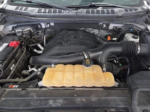 Used 2015 Ford F150 XLT w/ Equipment Group 302A Luxury image 43