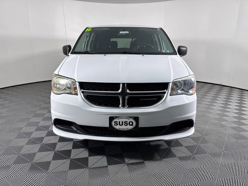 Used 2016 Dodge Grand Caravan SE w/ Quick Order Package 29E SE image 2