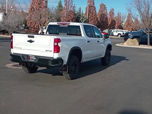 New 2026 Chevrolet Silverado 1500 ZR2 image 4