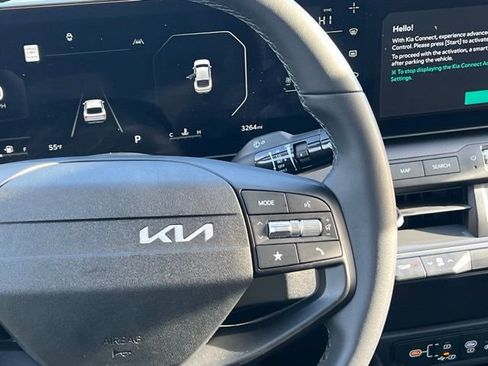 Certified 2025 Kia K4 EX image 20