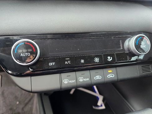 New 2025 Hyundai Elantra Blue image 20