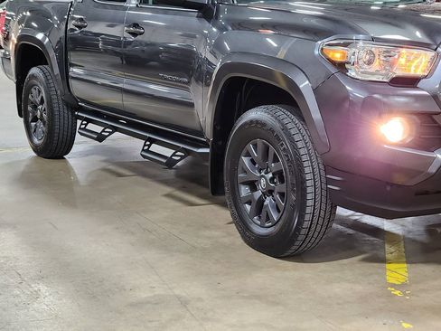 Used 2022 Toyota Tacoma SR5 image 16