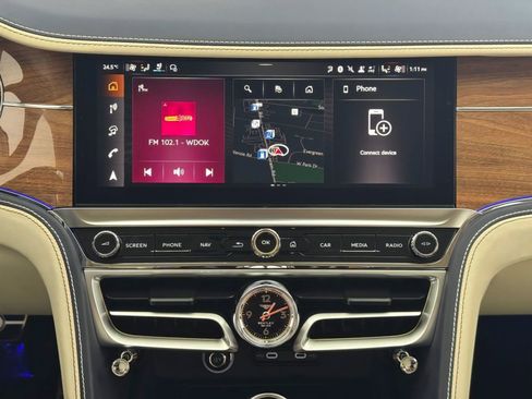 Used 2026 Bentley Flying Spur Plug-In Hybrid AWD/4WD image 37