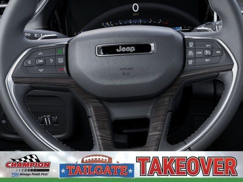 New 2026 Jeep Grand Cherokee Limited AWD/4WD image 19