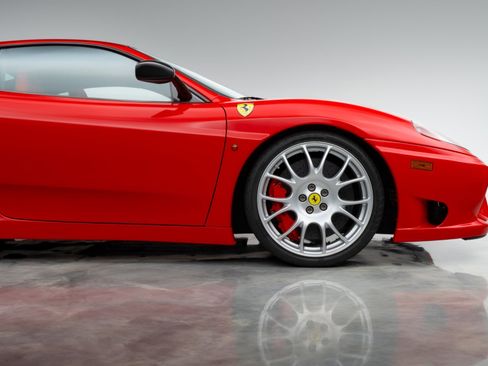 Used 2004 Ferrari 360 Challenge Stradale image 4