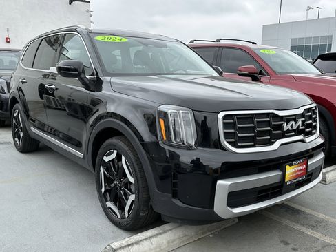 Certified 2024 Kia Telluride S FWD image 6