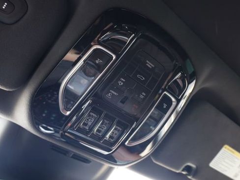 Used 2023 Maserati Grecale GT image 20