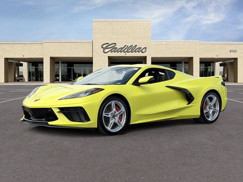 Used 2022 Chevrolet Corvette Stingray Premium Cpe w/ Z51 Performance Package RWD image 30