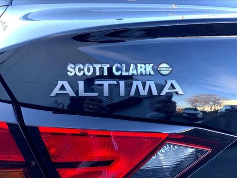 Used 2023 Nissan Altima 2.5 SV image 22