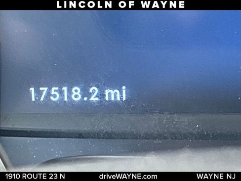 Used 2024 Lincoln Corsair AWD w/ Equipment Group 101A image 16