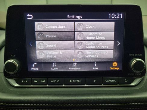 Used 2021 Nissan Rogue SV AWD/4WD image 25