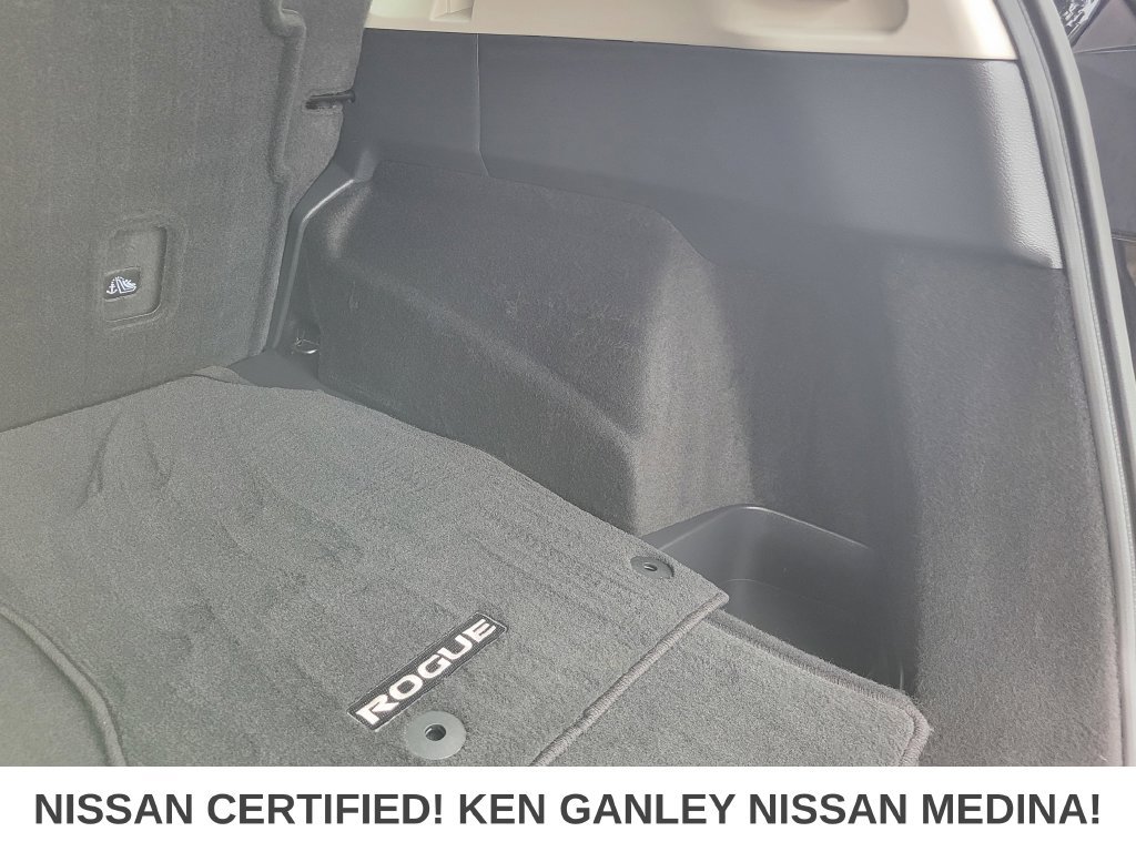Certified 2023 Nissan Rogue SV AWD/4WD image 44