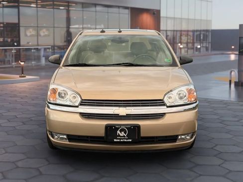 Used 2005 Chevrolet Malibu LT w/ Preferred Equipment Group image 3