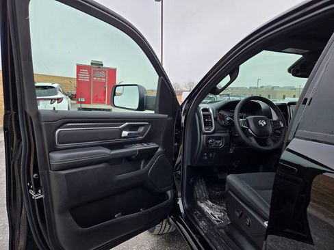 New 2026 RAM 1500 Big Horn AWD/4WD image 9