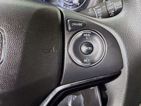 Used 2021 Honda HR-V LX image 15