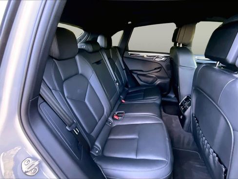 Used 2023 Porsche Macan S AWD/4WD image 20