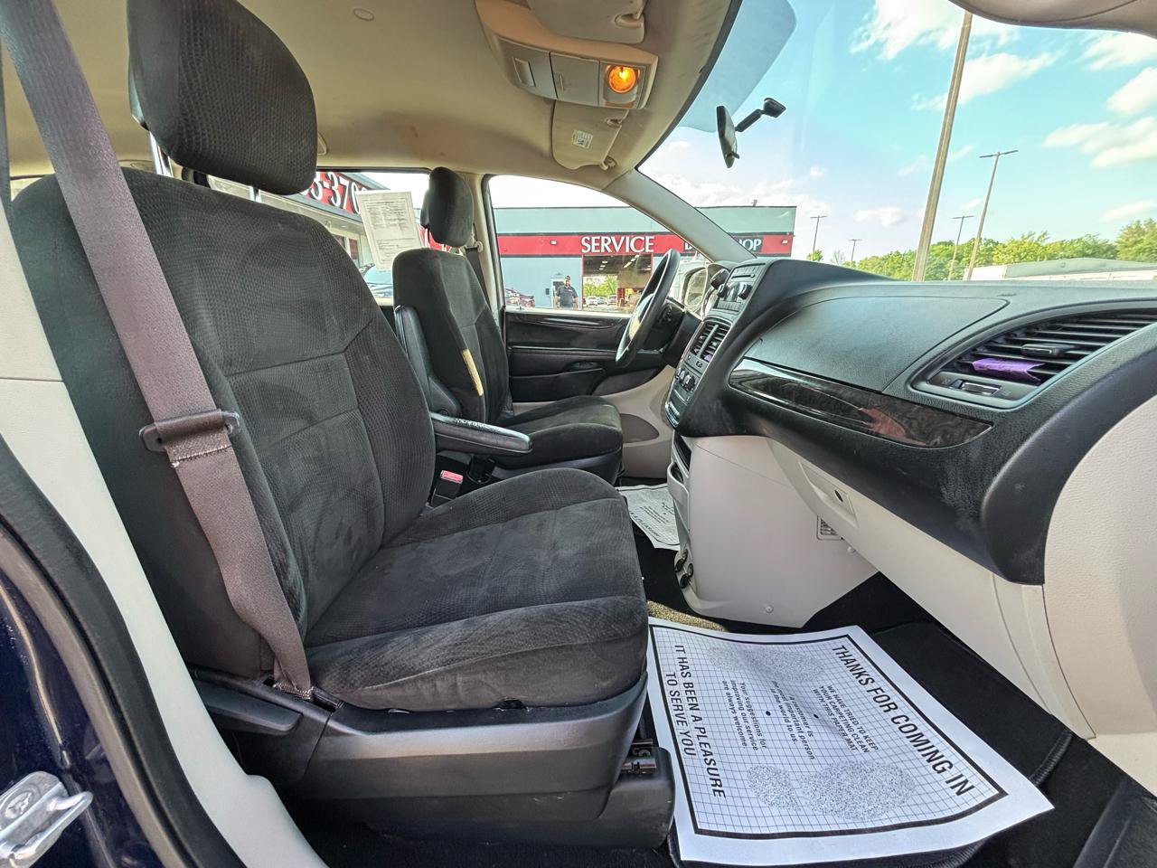 Used 2015 Dodge Grand Caravan American Value Package FWD image 10