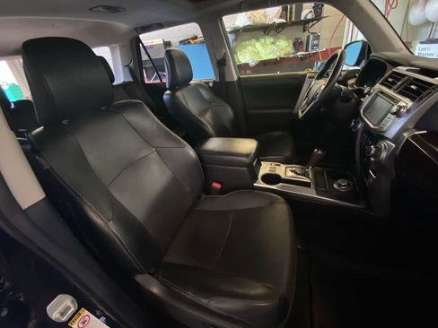 Used 2018 Toyota 4Runner Limited AWD/4WD image 25