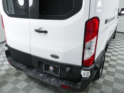 Used 2019 Ford Transit 250 148 Medium Roof image 9