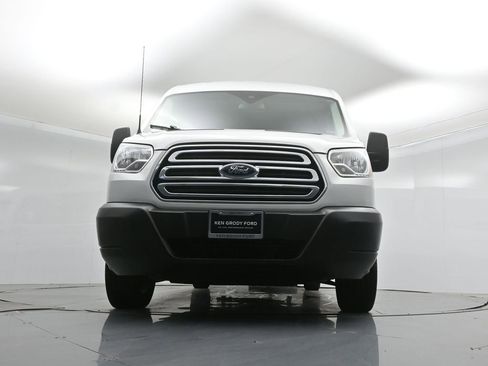 Certified 2019 Ford Transit 350 XLT image 43